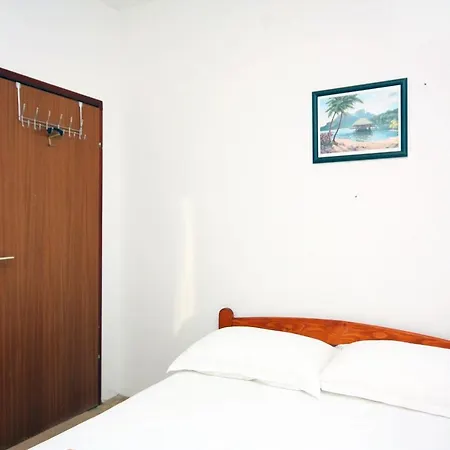 With A Parking Space Rogoznica - 4800 Apartman Rogoznica