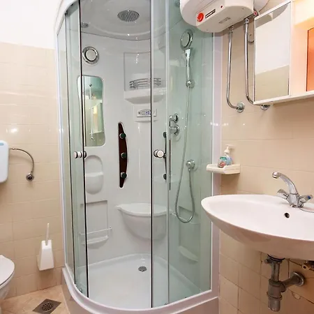 Apartman With A Parking Space Rogoznica - 4800 Rogoznica