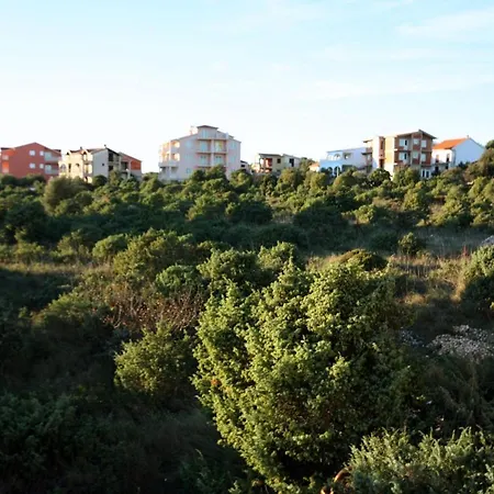 With A Parking Space Rogoznica - 4800 Apartman