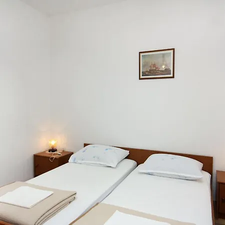 With A Parking Space Rogoznica - 4800